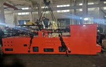 貴州2021年完美收官,2臺10噸架線式變頻電機車發貨