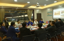 貴州山東客戶來廠考察礦用井下電機車