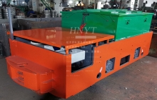 貴州定制型8噸遙控蓄電池電機車發(fā)往江蘇