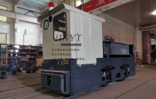 山西5噸定制型鋰電池湘潭電機車發往金屬礦