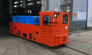 礦用電機車遙控系統如何實現？