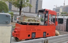 貴州礦用2.5噸鋰電池井下電機車發往山東