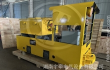 廣西一批定制型2.5噸湘潭蓄電池電機車出口海外